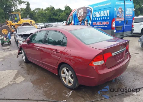 2010 Honda Civic Lx-S z USA, uszkodzony, nr VIN 2HGFA1F61AH562447